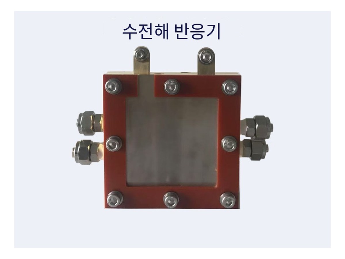 수전해 반응 장치 제품 사진 2